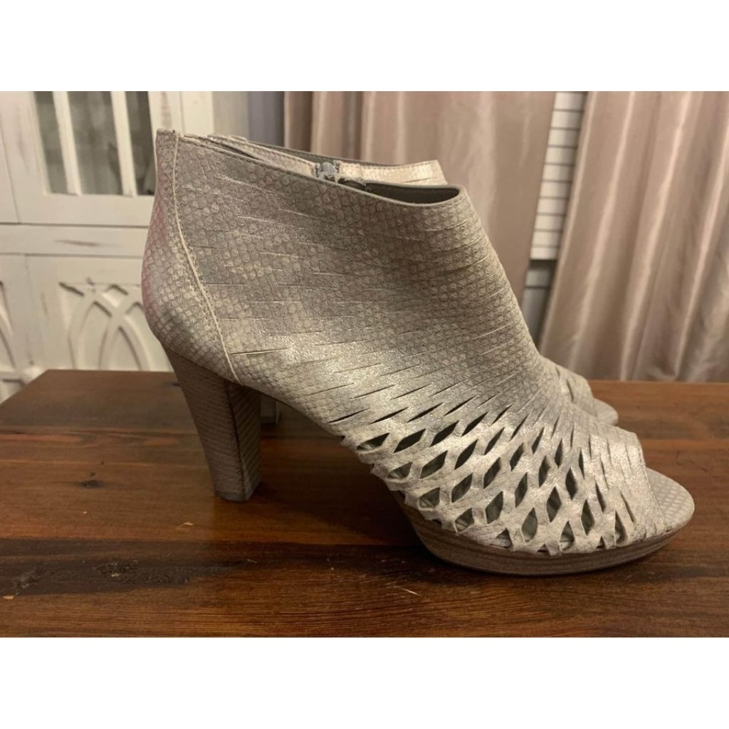 Paul Green Tracy Peep Toe Platform Bootie Heels, Size 10 Women’s, Beige Silver